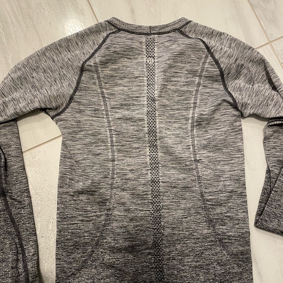 Ombre swiftly long sleeve size 6 - Picture 5 of 7